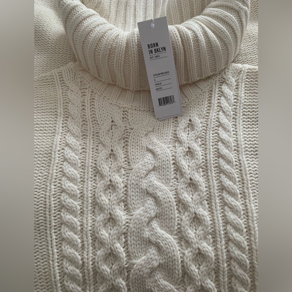 525 America Cozy Cream Cable Knit Sweater Dress - Picture 9 of 11